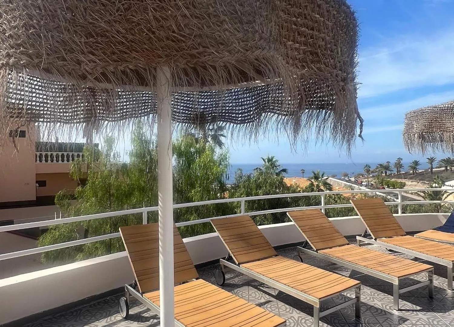 Modern Retreat Costa Adeje公寓 公寓 阿德耶